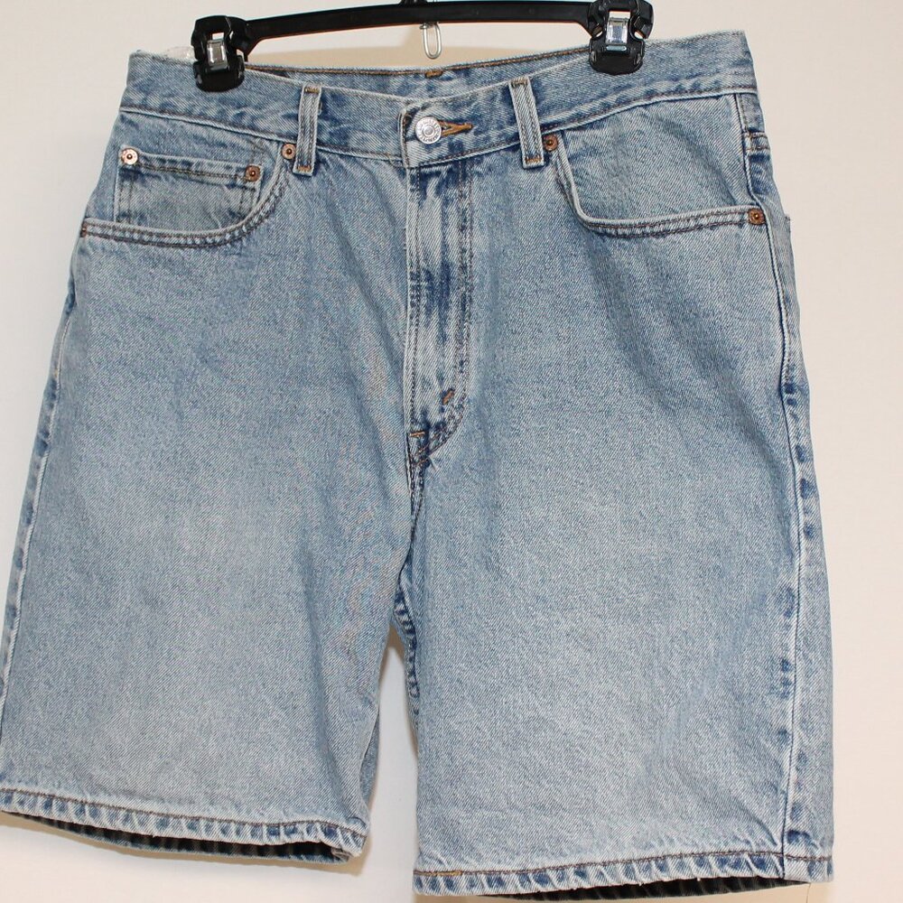 LEVI JEAN SHORTS